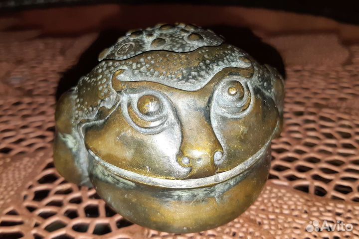 Лягушка бронза