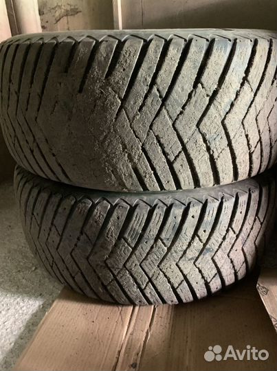 Goodyear UltraGrip 500 255/55 R18