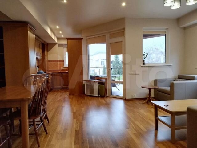 3-к. квартира, 80 м², 2/3 эт.