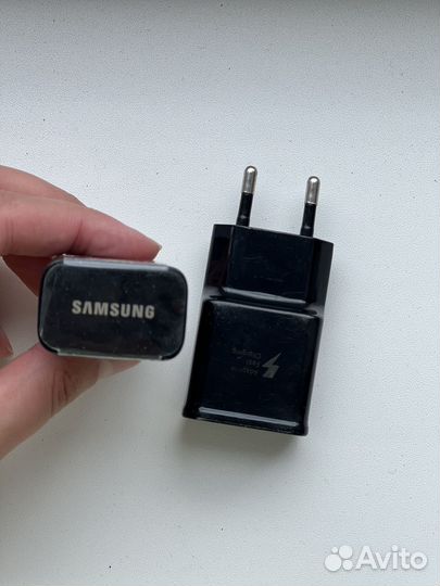 Зарядное устройство для смартфона Samsung