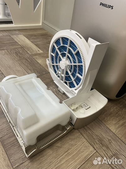 Увлажнитель (мойка воздуха) philips