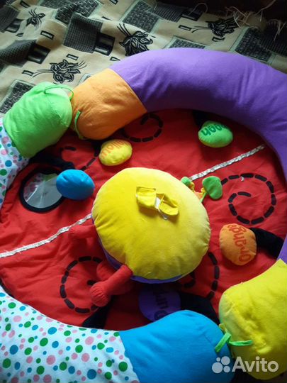 Развивающий коврик с подушками