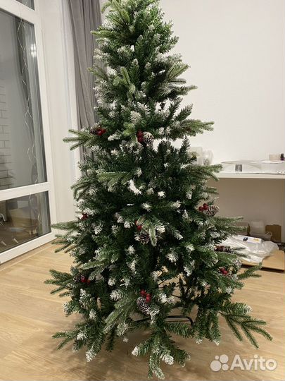 Ёлка искусственная