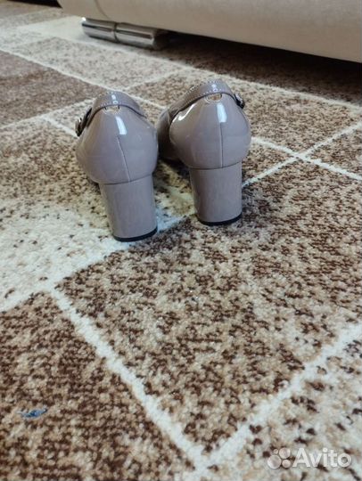 Туфли женские 38 размер натуральная кожа новые