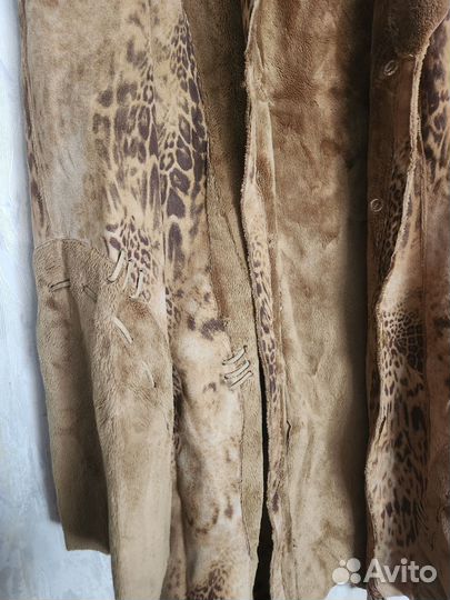 Пальто женский плащ дубленка принт