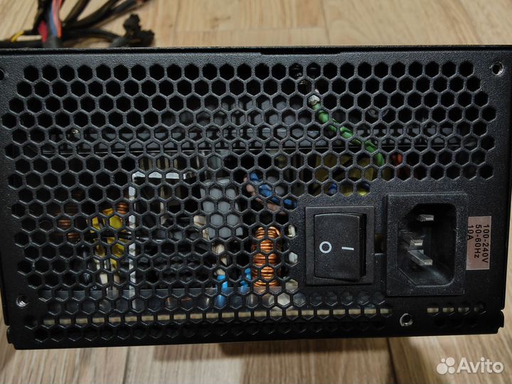 Блок питания chieftec 750w полумодульный