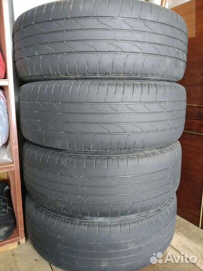 Bridgestone Dueler H/P 215/60 R17