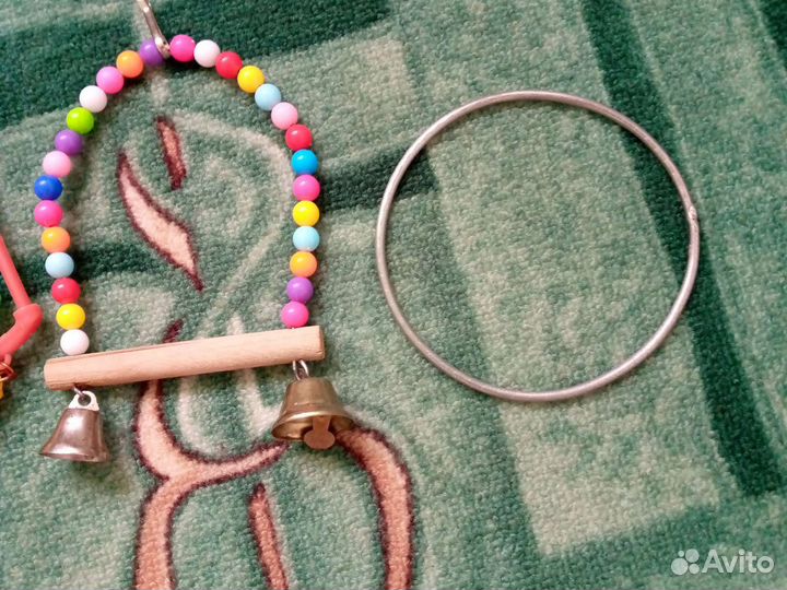 Игрушки для попугаев