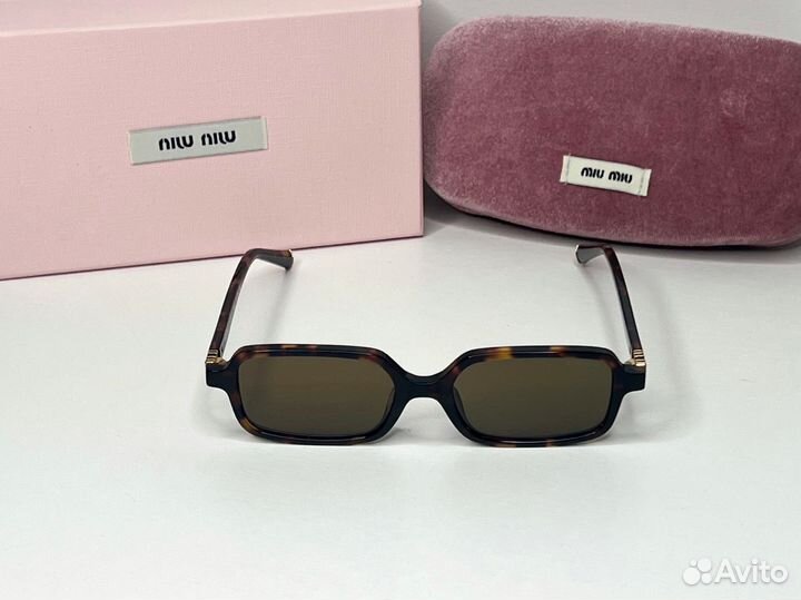 Очки Miu Miu