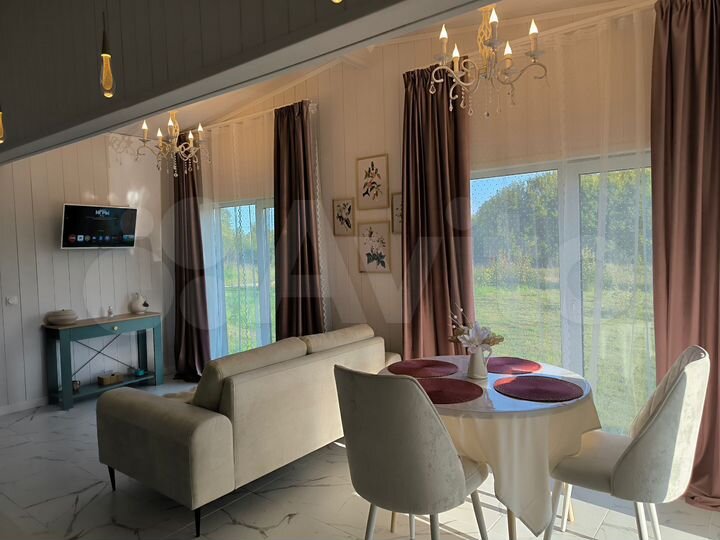 Дом 54 м² на участке 6,4 сот.