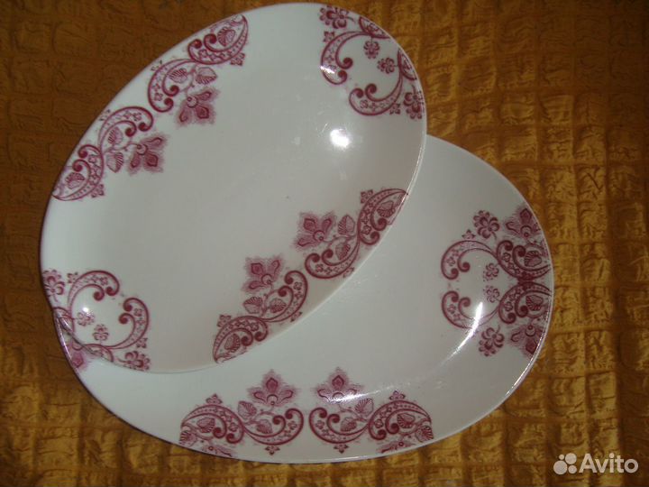 Блюда, овальной формы, малое и побольше