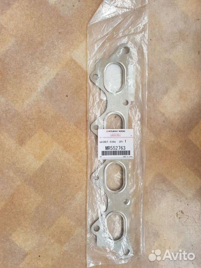 Прокладка выпускного коллектора mr552763