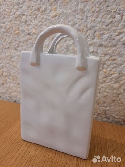 Керамическая ваза