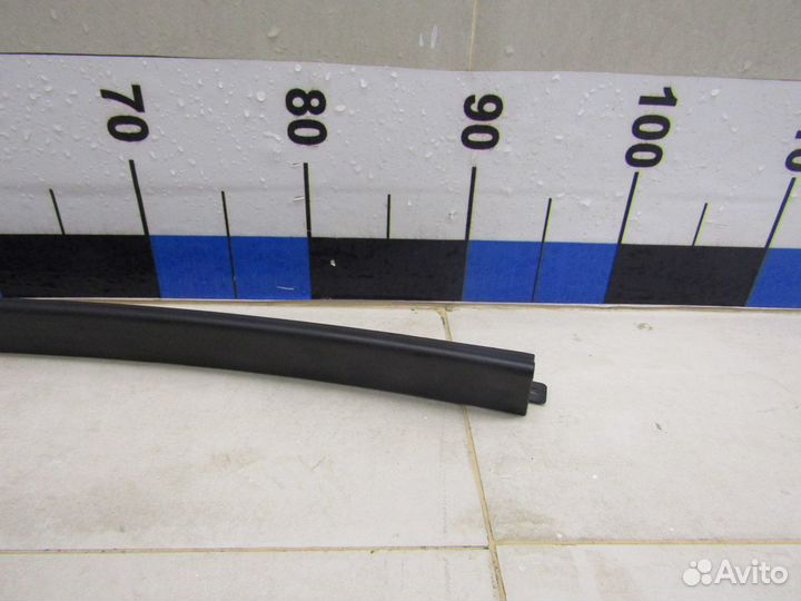 Накладка (кузов внутри) Focus III 2011