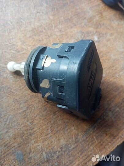 Корректор фары Фольксваген гольф