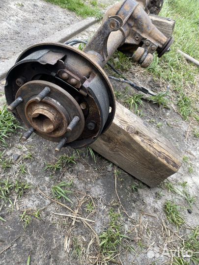 Задний мост на ford transit 2002 2.4