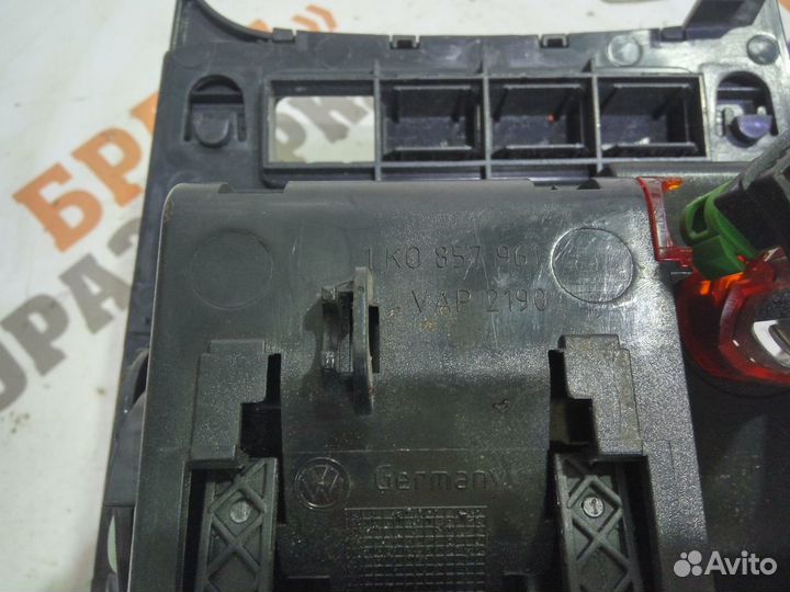 Фольксваген Гольф Пепельница передняя