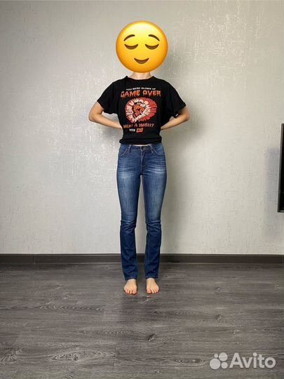 Джинсы женские