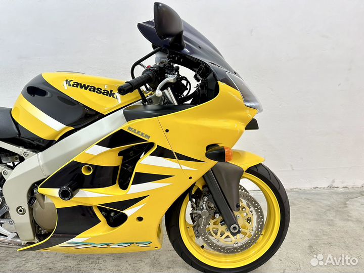Kawasaki ZX6R 2001г. Из Европы. Состояние нового
