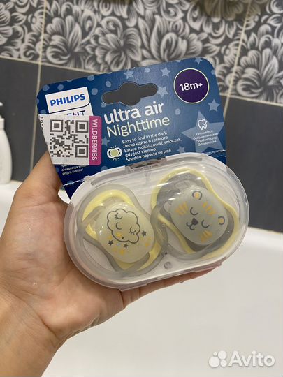 Пустышка avent 18мес+ ultra air night