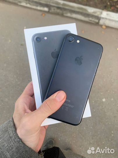 iPhone 7, 32 ГБ