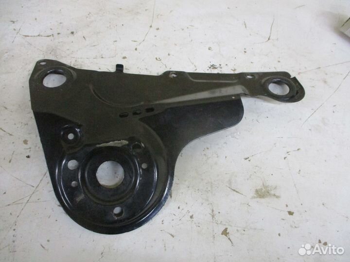 Кронштейн трапеции стеклоочистителя Форд Фьюжн