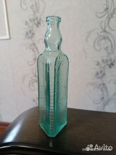 Старинные бутылочки