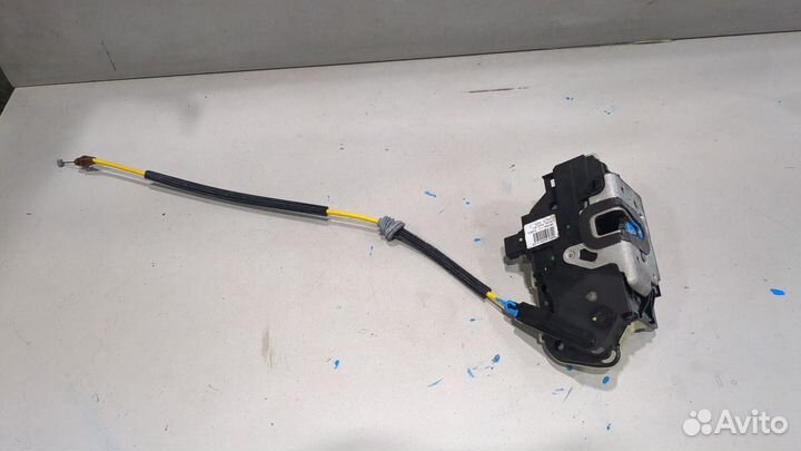 Замок двери Ford Explorer, 2015