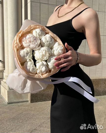 Пионы букет