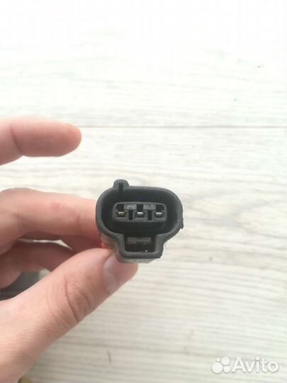 Датчик скорости в коробку toyota + разъем