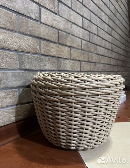 Кашпо из искусственного ротанга 12л