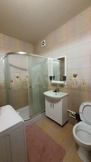2-к. квартира, 57 м², 3/5 эт.