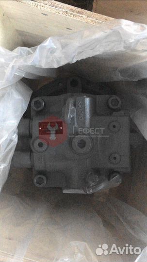 Гидромотор редуктора поворота ZX300LC-5A 4621174