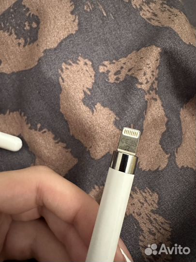 Apple pencil 1 поколения