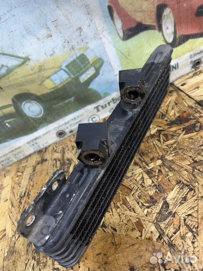 Радиатор гур Мицубиси Паджеро 3 V70