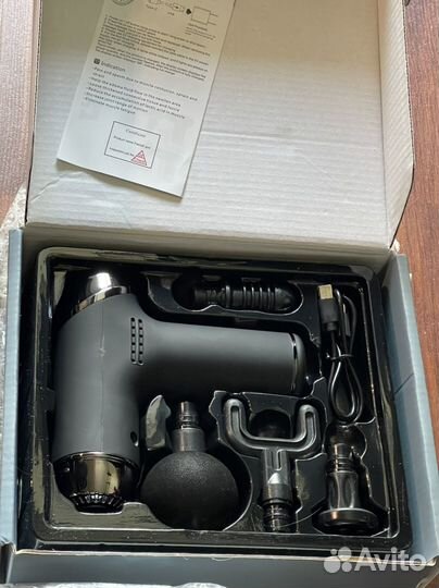 Перкусионный массажер новый 4 насадки