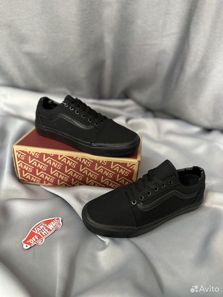 Vans total clearance black