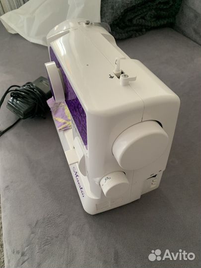 Швейная машина Jaguar