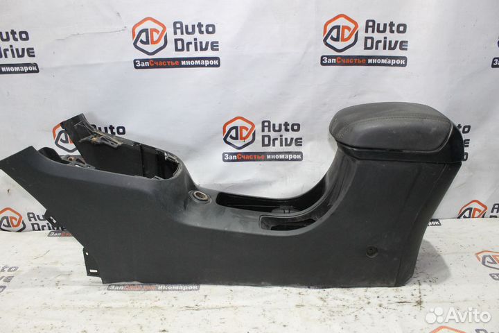 Chevrolet Cruze J300 Подлокотник