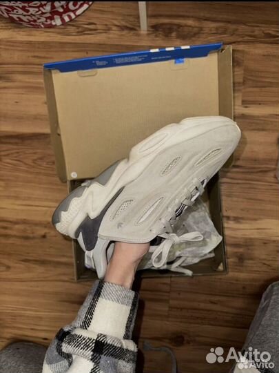 Adidas ozweego celox