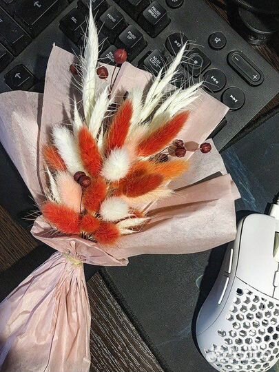 Букеты - комплименты: подарок из сухоцветов