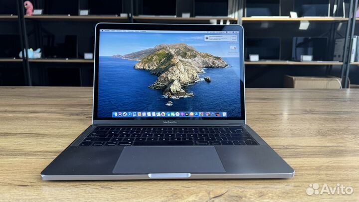 MacBook Pro 13 (2017), 1024 ГБ, Core i7, 3.5 ГГц, RAM 16 ГБ, Intel Iris Plus Graphics 650