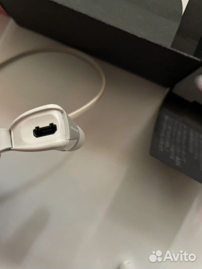 Plantronics backbeat go 2