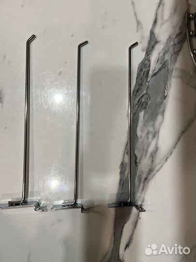 Вешалка настенная металлическая