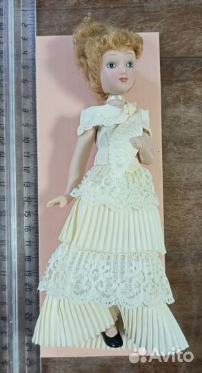 Коллекционные фарфоровые куклы Дамы Эпохи 6 штук