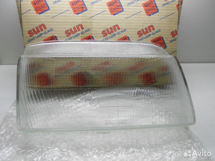 Renault 19 Стекло передней правой фары Новое