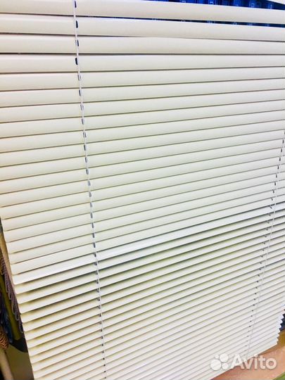 Жалюзи горизонтальные алюминиевые