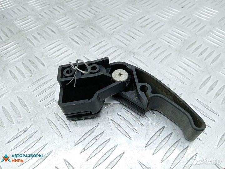 Ручка открывания капота Ford Galaxy рест. 2001