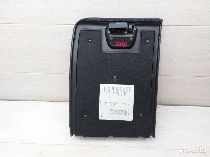 Обшивка багажника задняя правая Bmw X5 Е53 M57N