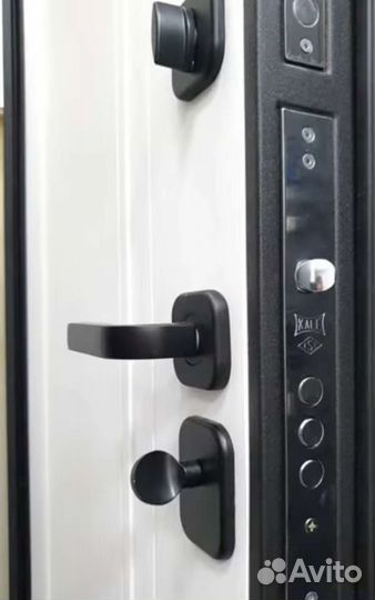 Дверь входная